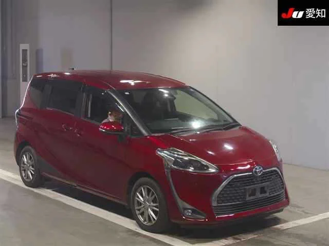 Toyota Sienta 2019