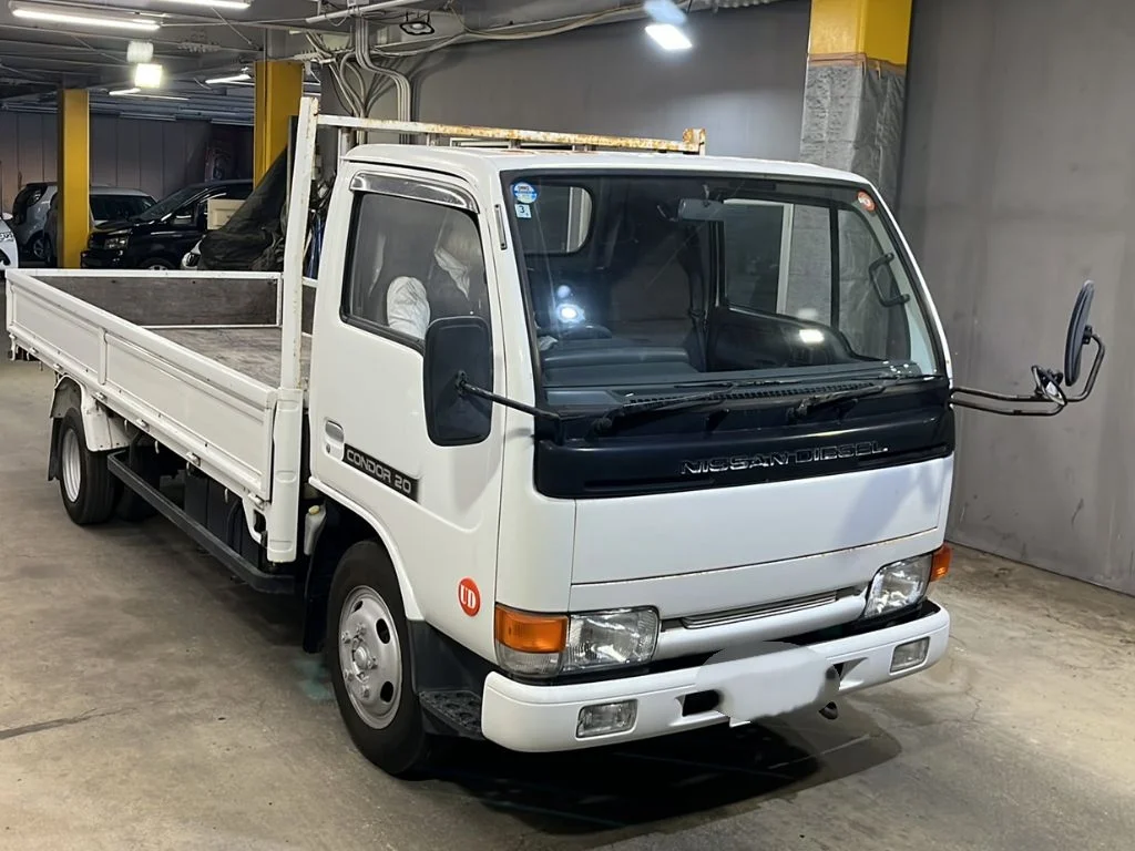 NISSAN DIESEL (UD) CONDOR  с аукциона в Японии
