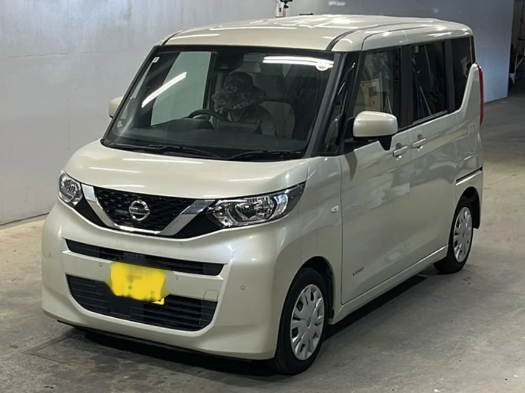 Nissan Roox 2023