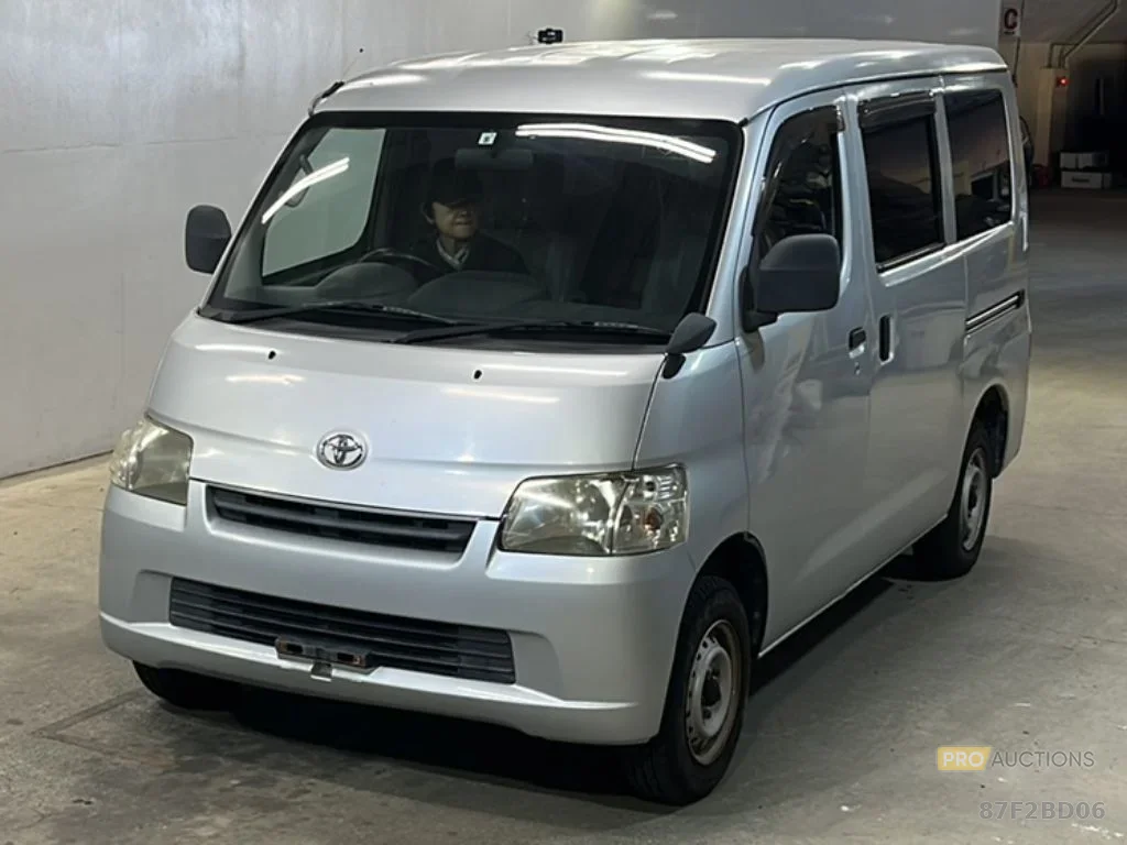 Toyota TownAce 2011