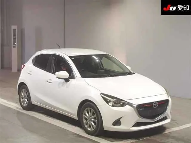 Mazda Demio 2016
