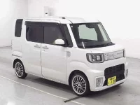 Цена авто Daihatsu Wake с аукционов Японии, номер кузова LA710S, пробег 115 000, оценка 8
