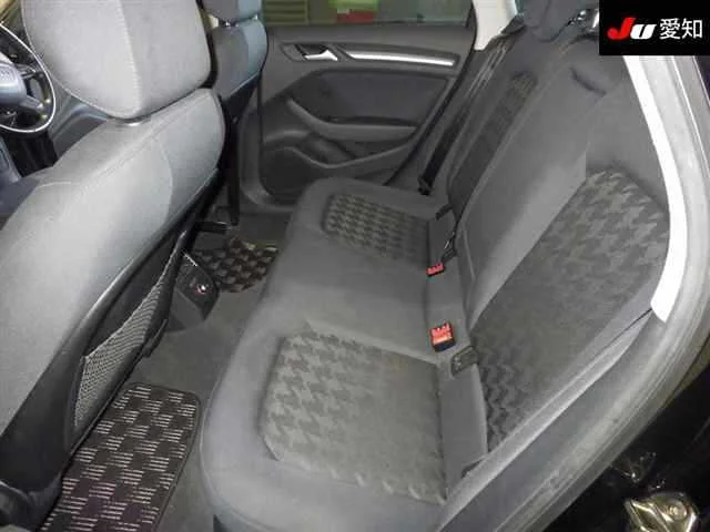 Audi A3  с аукциона в Японии