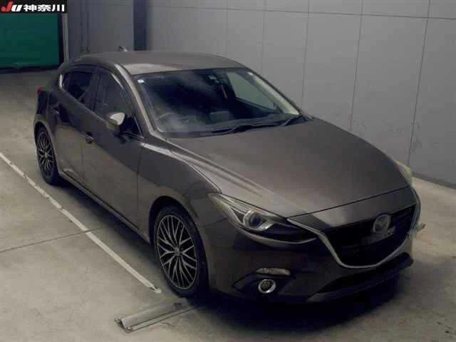 Mazda Axela 2015