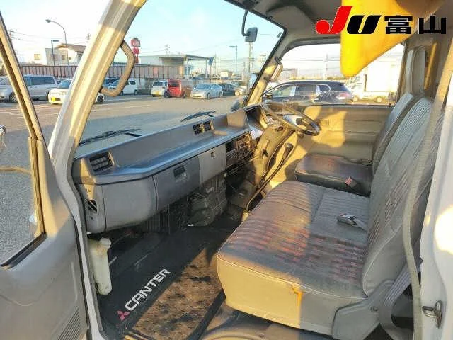 Mitsubishi Fuso Canter  с аукциона в Японии
