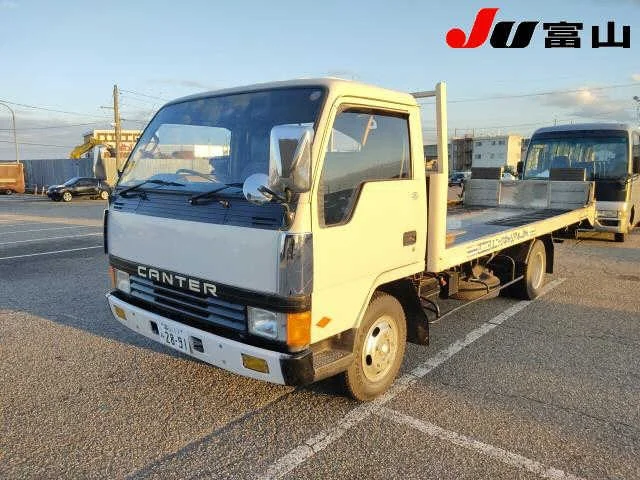 Mitsubishi Fuso Canter  с аукциона в Японии