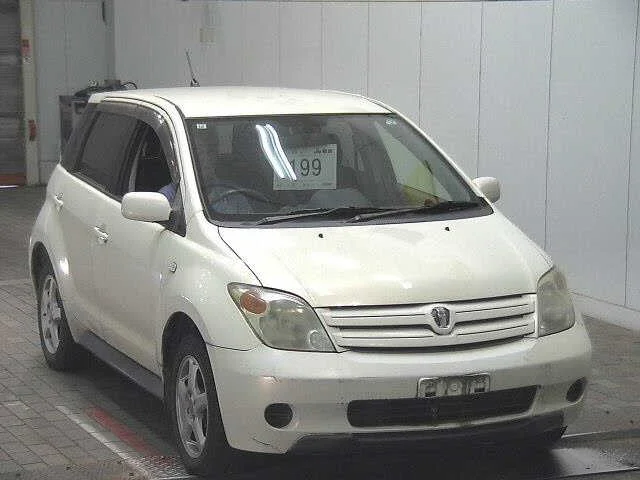 Toyota Ist 2003