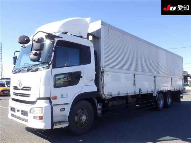 NISSAN DIESEL (UD) QUON  с аукциона в Японии
