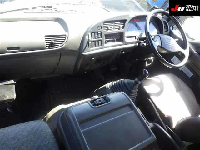 Isuzu Forward  с аукциона в Японии