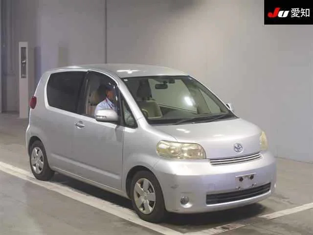 Toyota Porte 2008