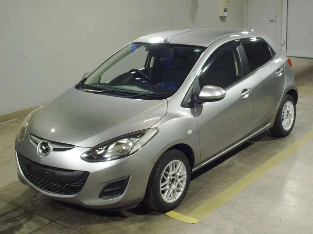 Mazda Demio 2012