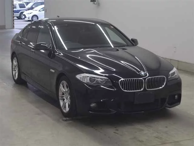 BMW 5-Series 2011
