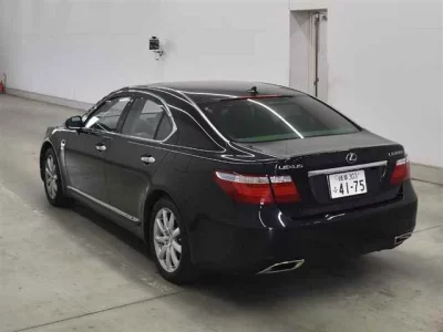 LEXUS LS