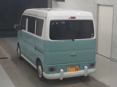 NISSAN CLIPPER VAN