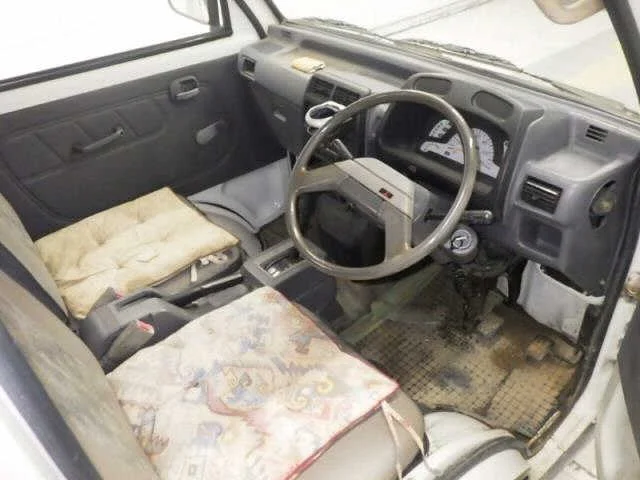 Mitsubishi Minicab  с аукциона в Японии