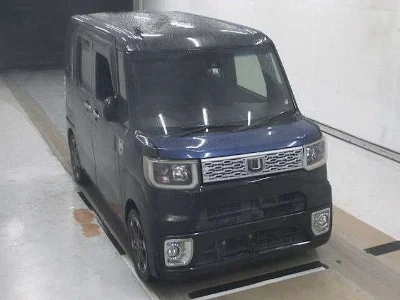 TOYOTA PIXIS MEGA, 2017 — лот японского аукциона