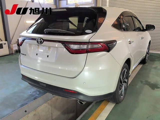 Toyota Harrier  с аукциона в Японии