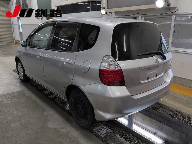 Honda Fit  с аукциона в Японии
