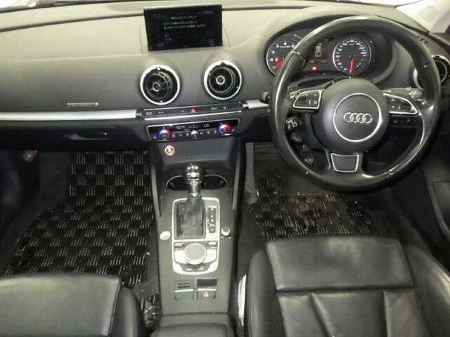 Audi A3  с аукциона в Японии
