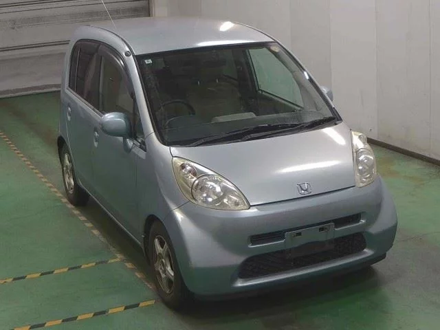 Honda Life 2005