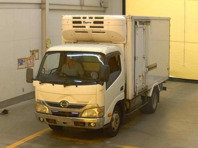 Hino Dutro  с аукциона в Японии