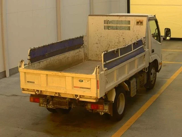 Hino Dutro  с аукциона в Японии