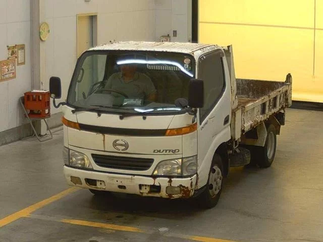 Hino Dutro  с аукциона в Японии