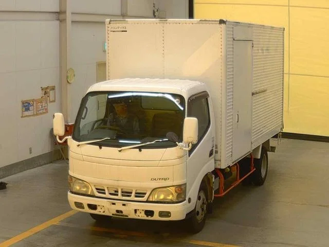 Hino Dutro  с аукциона в Японии