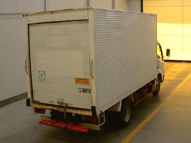 Hino Dutro  с аукциона в Японии