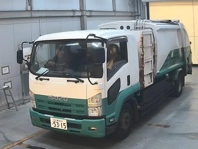 Isuzu Forward  с аукциона в Японии