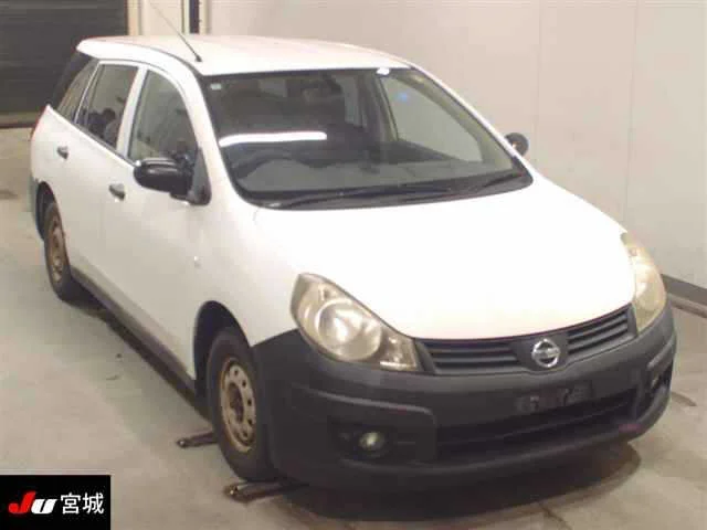Nissan AD 2008