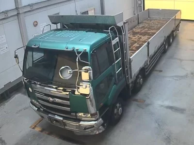 NISSAN UD