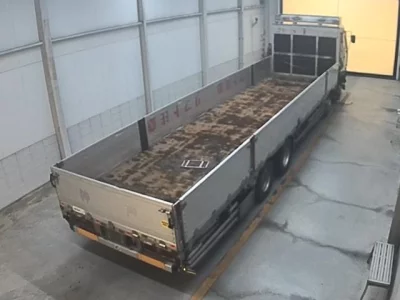 NISSAN UD