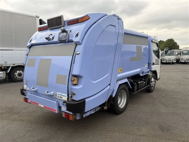 Mitsubishi Fuso Canter 2014