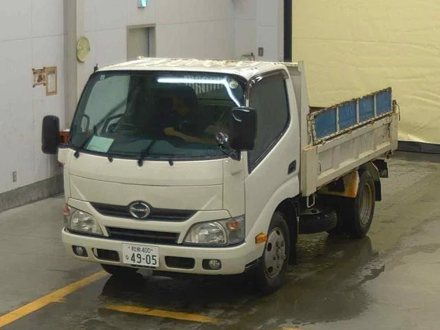 Hino Dutro  с аукциона в Японии