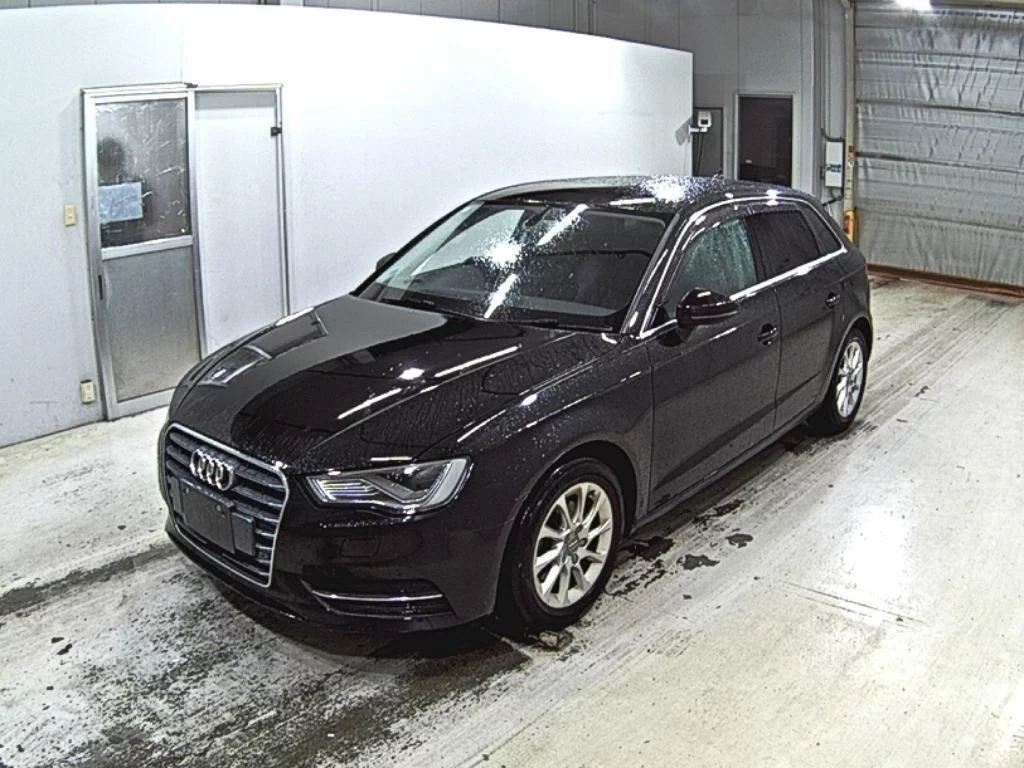 Audi A3  с аукциона в Японии