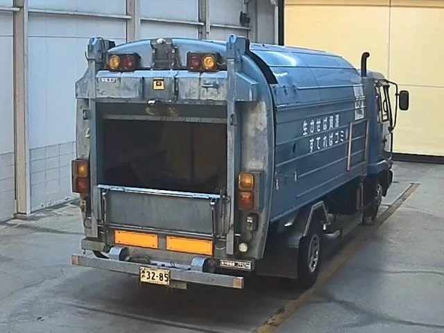 NISSAN DIESEL (UD) CONDOR  с аукциона в Японии