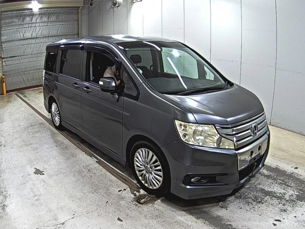 Honda Stepwgn 2010