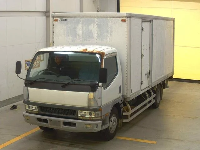 Mitsubishi Fuso Canter  с аукциона в Японии
