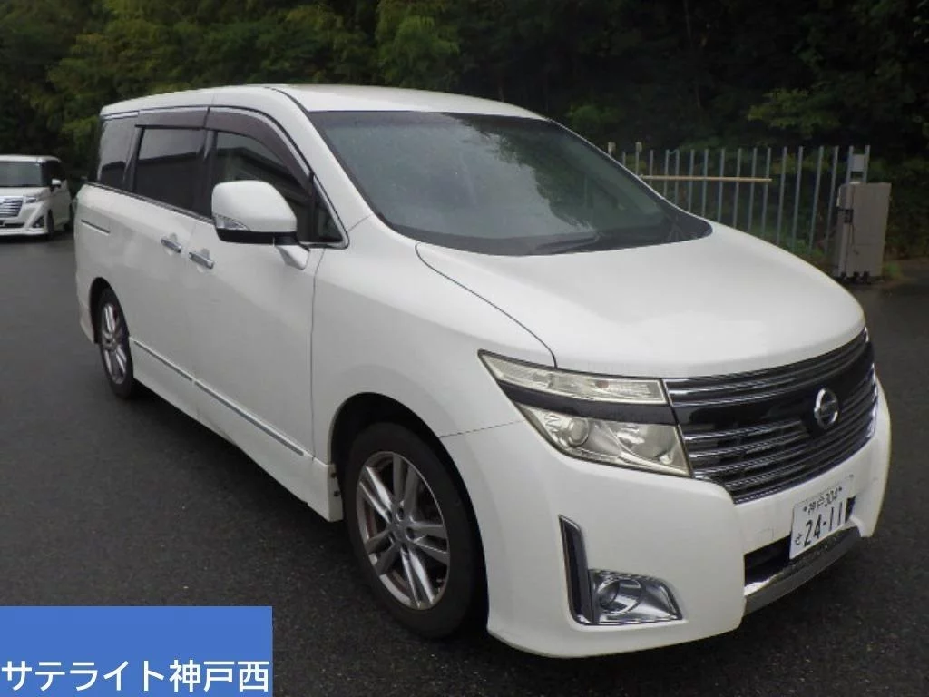 Nissan Elgrand 2012