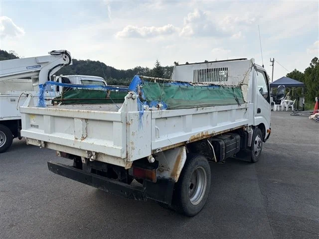 Toyota Dyna  с аукциона в Японии