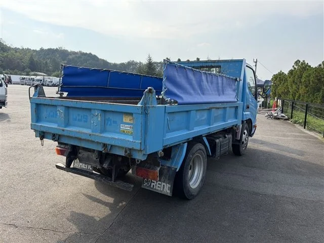 Toyota Dyna  с аукциона в Японии