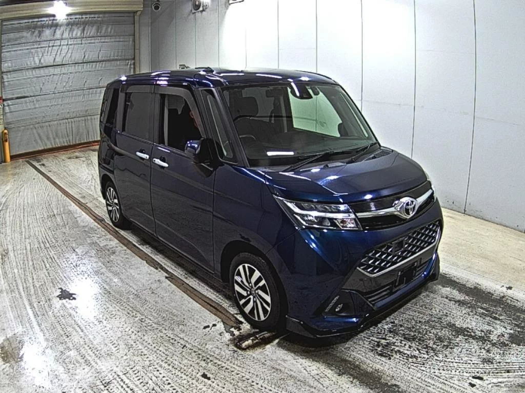 Toyota Tank 2018