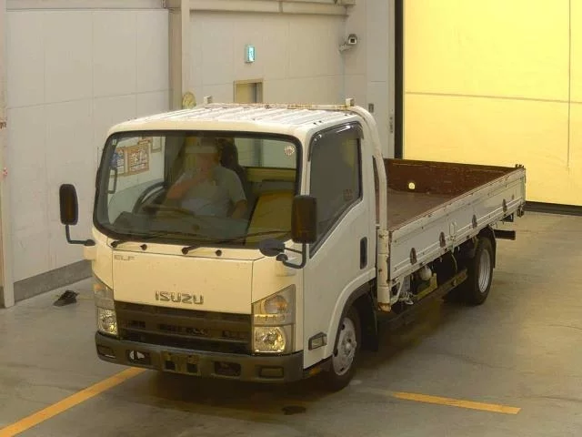 Isuzu Elf 2008