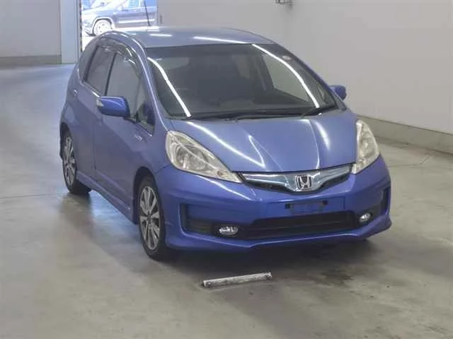 Honda Fit  с аукциона в Японии