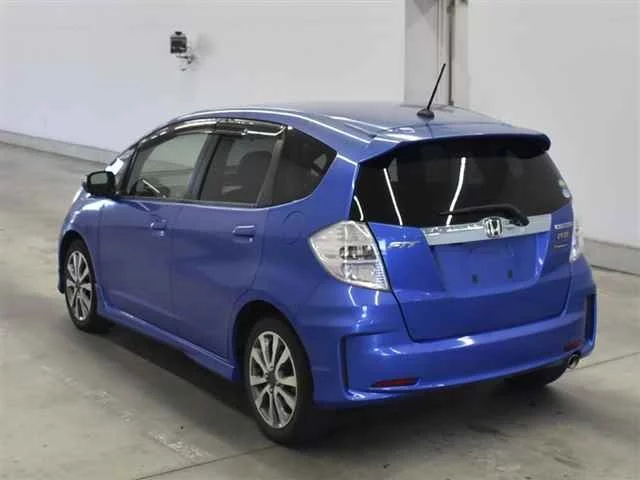 Honda Fit  с аукциона в Японии