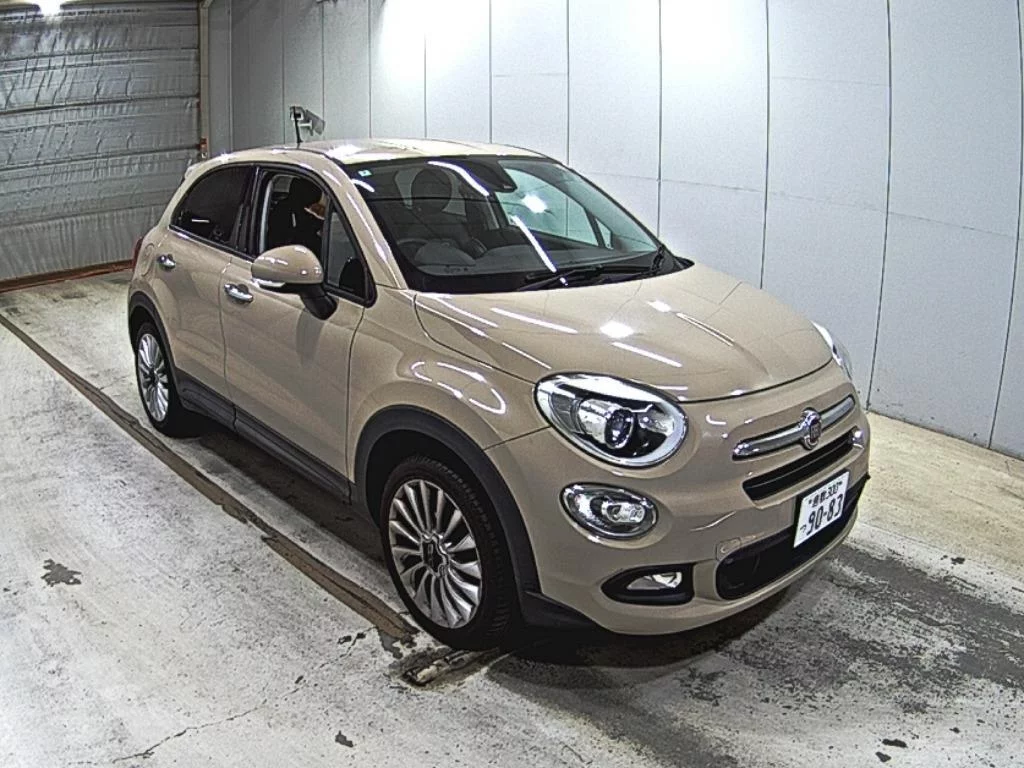 Fiat 500X  с аукциона в Японии