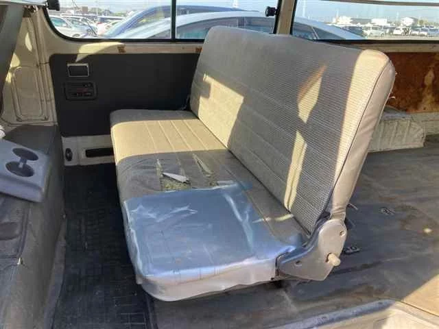 Toyota HiAce Van  с аукциона в Японии