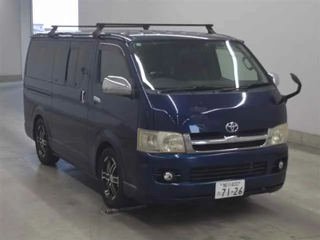 Toyota HiAce Van 2005