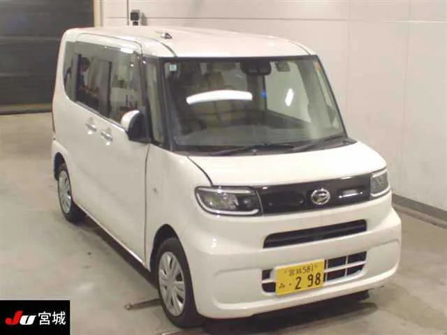 Daihatsu Tanto 2020